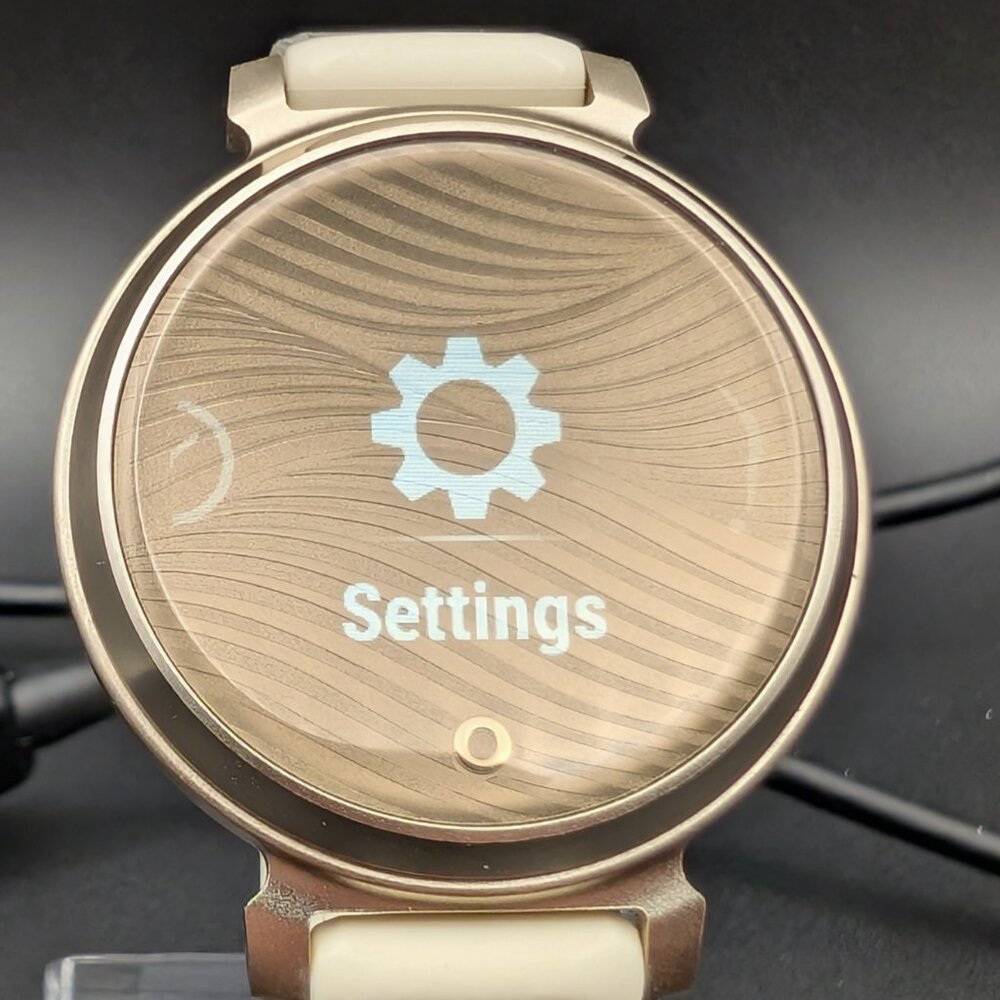 Garmin Lily 2 Smartwatch Cream Gold with Coconut Silicone Band - Picture 9 of 10